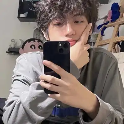 邱湛蓝